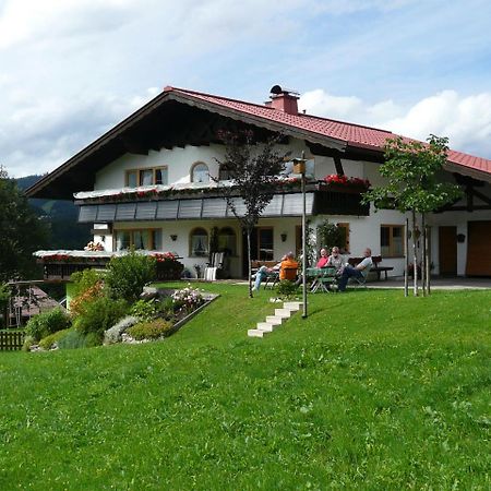 Gaestehaus Schuler Riezlern Exterior photo